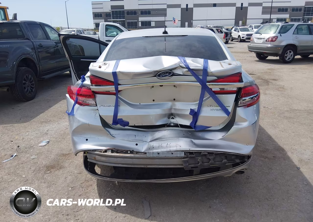 2018 Ford Fusion Hybrid Titanium VIN:3FA6P0RU4JR226920 - 6