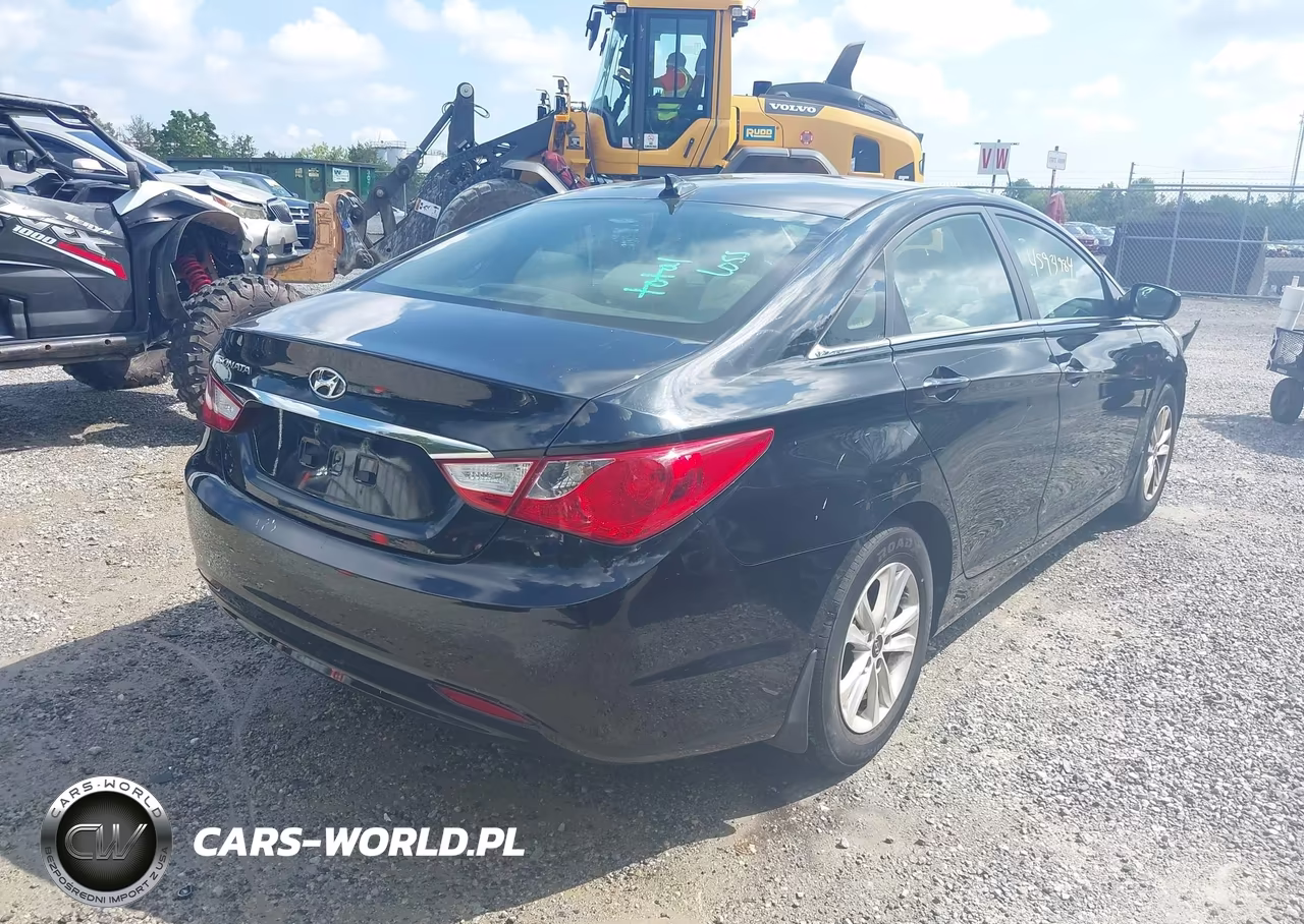 2013 Hyundai Sonata Gls VIN:5NPEB4AC1DH621711 - 4