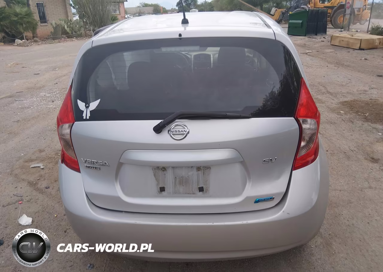 2015 Nissan Versa Note S-S Plus-Sv-Sl-Sr VIN:3N1CE2CP4FL424475 - 16