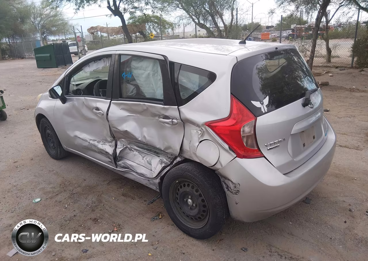 2015 Nissan Versa Note S-S Plus-Sv-Sl-Sr VIN:3N1CE2CP4FL424475 - 3