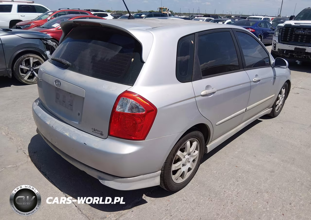 2005 Kia Spectra5 VIN:KNAFE161355125812 - 4