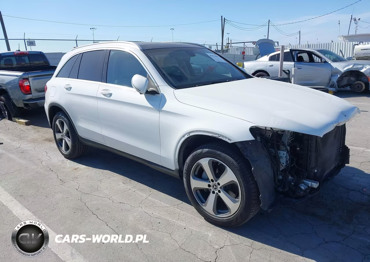 2017 Mercedes-Benz Glc 300 – zdjęcie 1 z 17