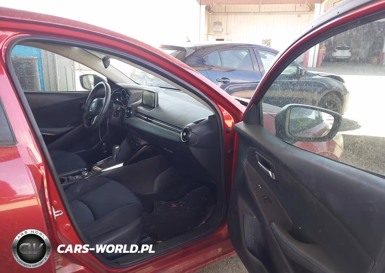 2018 Toyota Yaris Ia VIN:3MYDLBYVXJY311237 - 5