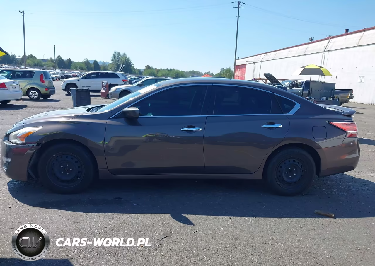 2014 Nissan Altima 2.5 S VIN:1N4AL3APXEN209612 - 14