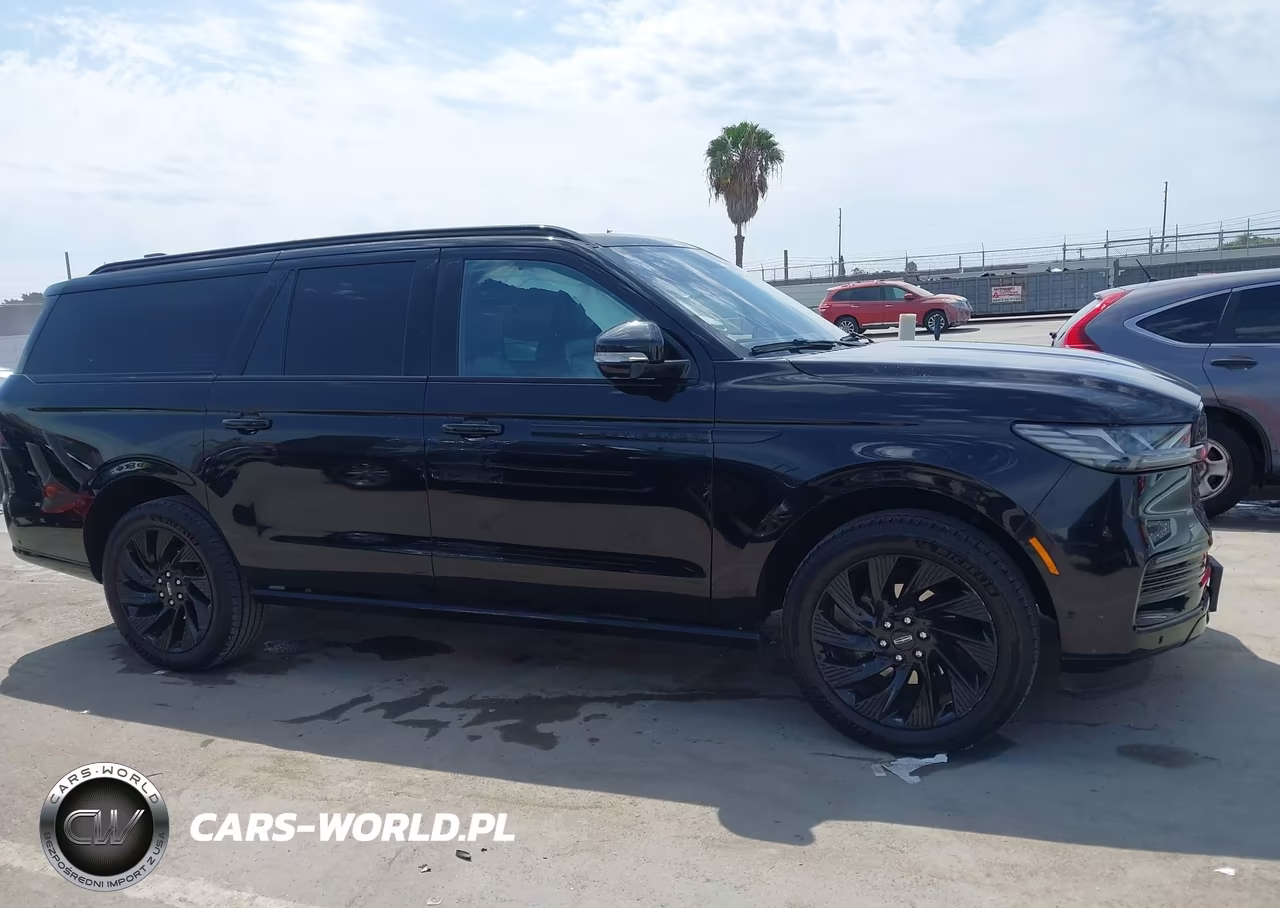 2025 Lincoln Navigator Reserve L VIN:5LMJJ3LG6SEL01155 - 13