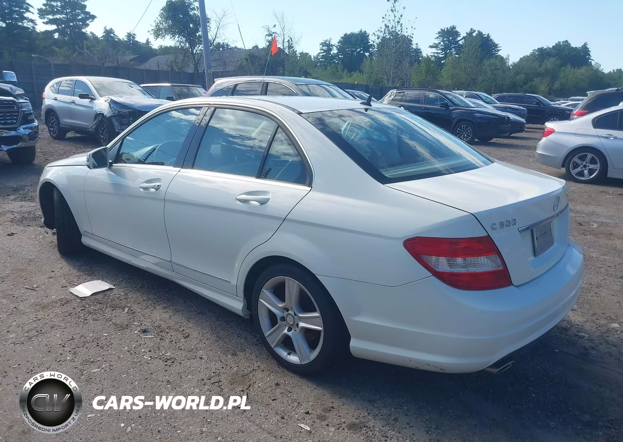 2011 Mercedes-Benz C 300 Sport 4Matic VIN:WDDGF8BB7BR148337 - 3