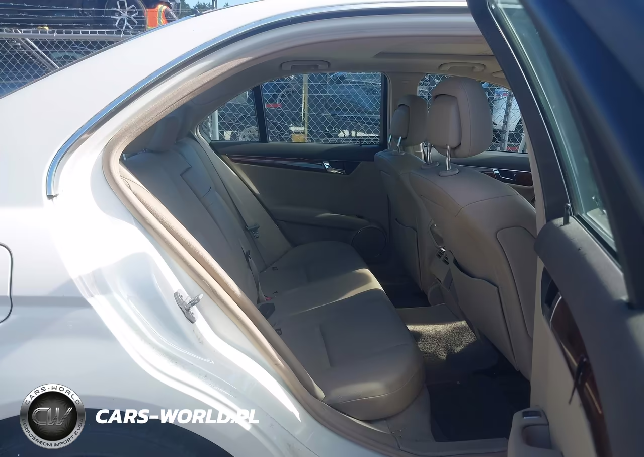 2011 Mercedes-Benz C 300 Sport 4Matic VIN:WDDGF8BB7BR148337 - 8