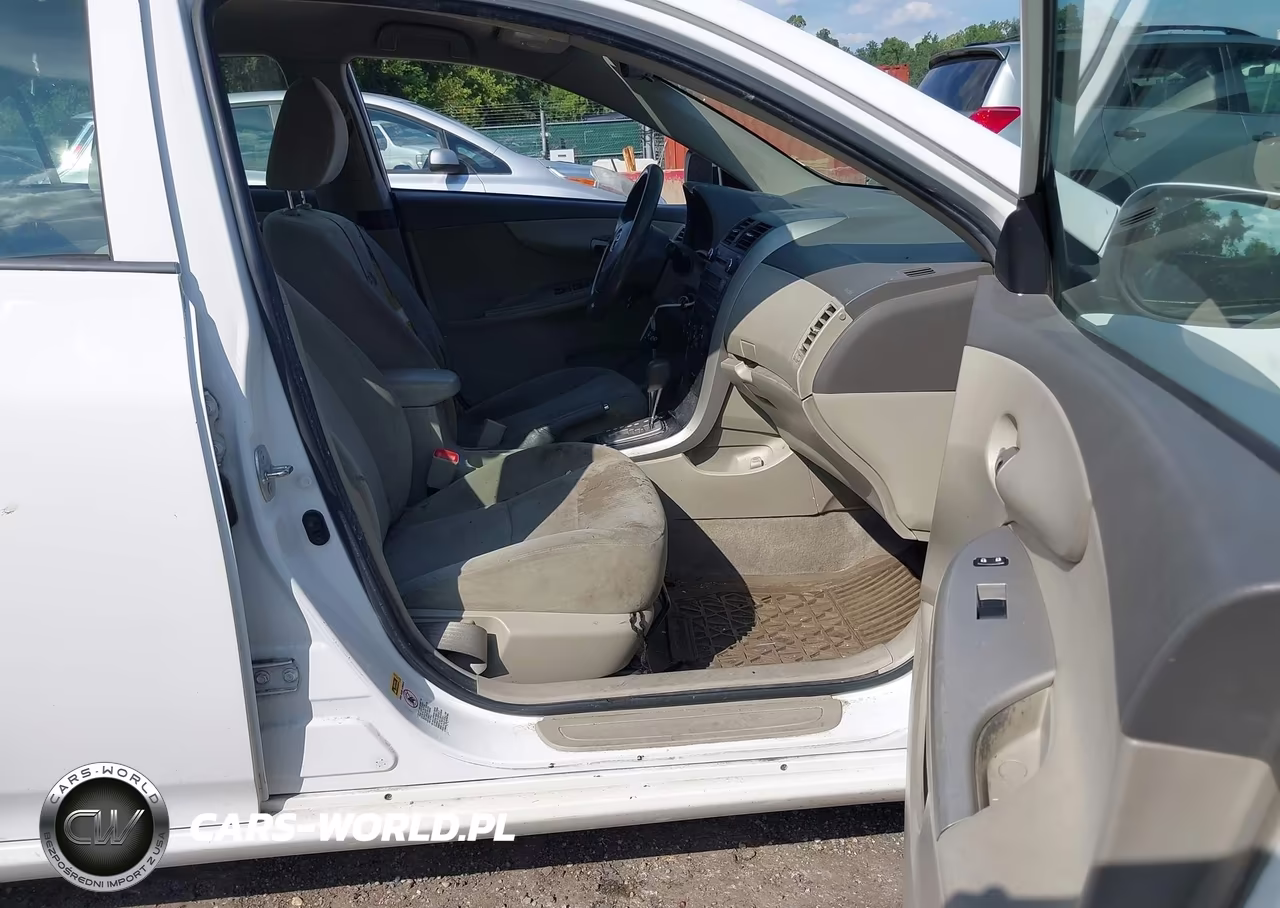 2010 Toyota Corolla Le VIN:1NXBU4EEXAZ236993 - 5
