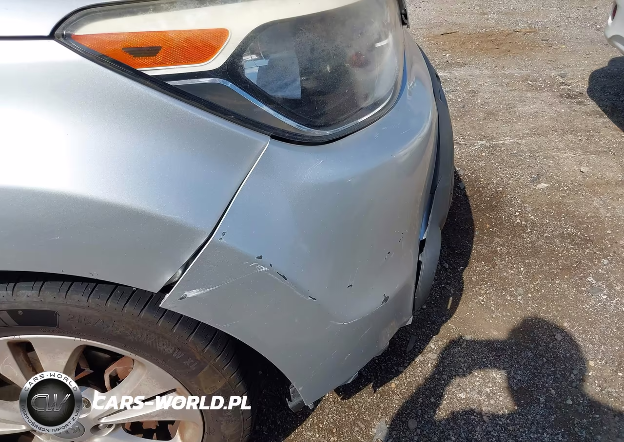 2014 Kia Soul + VIN:KNDJP3A51E7703066 - 15