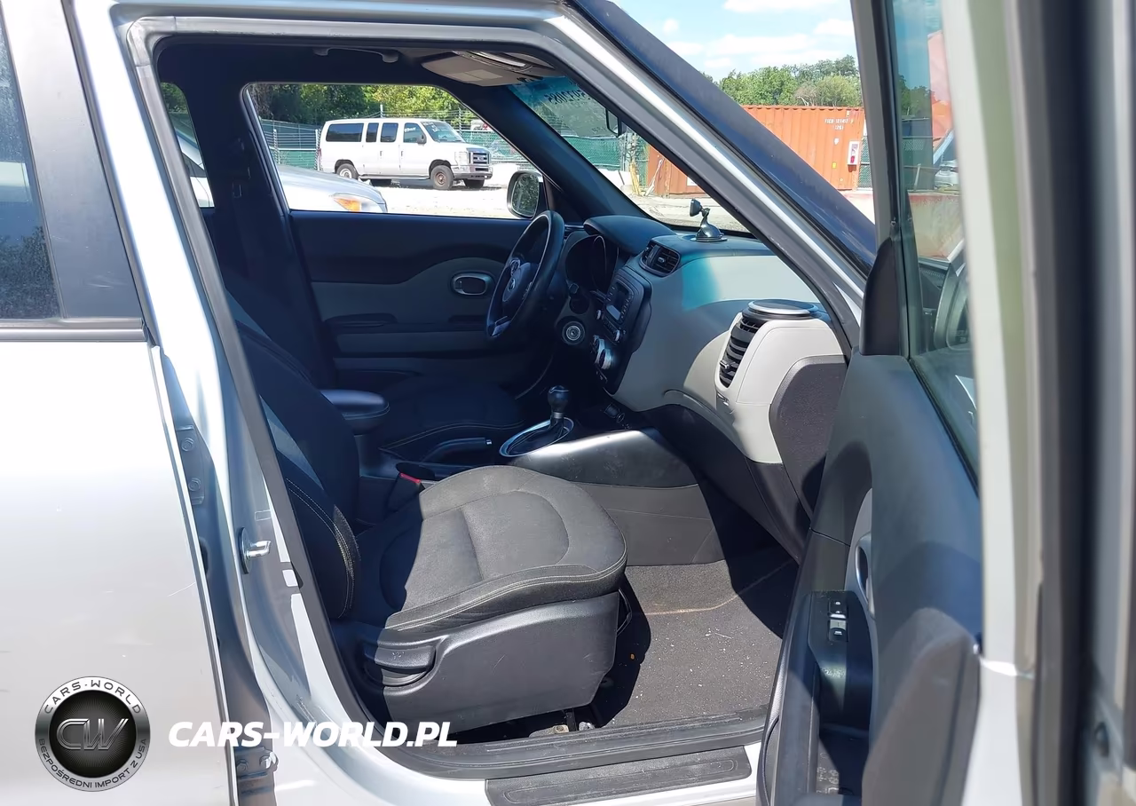 2014 Kia Soul + VIN:KNDJP3A51E7703066 - 5