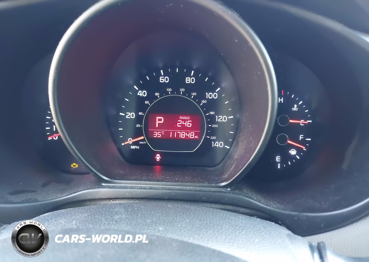 2014 Kia Soul + VIN:KNDJP3A51E7703066 - 7