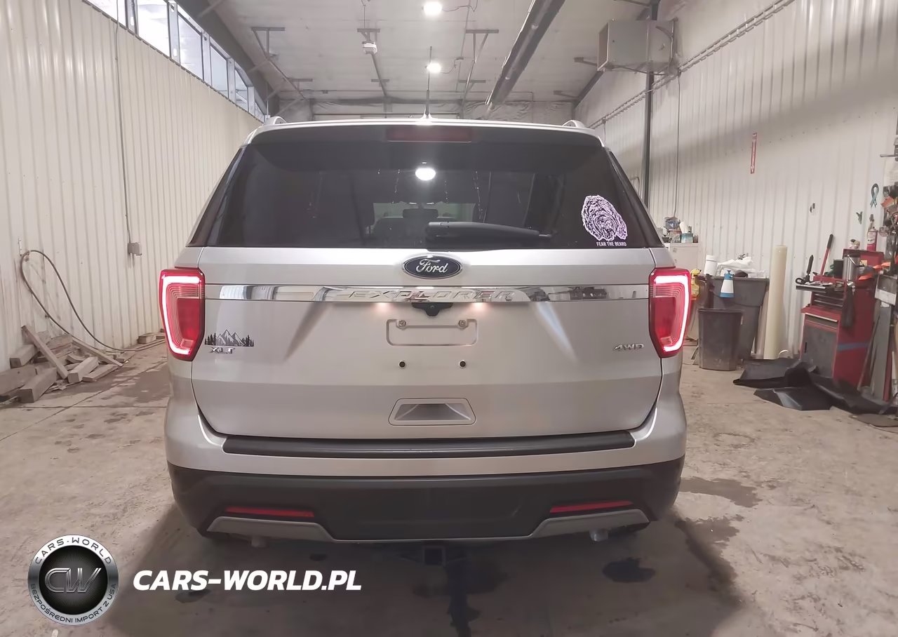 2019 Ford Explorer Xlt VIN:1FM5K8D87KGA87044 - 16