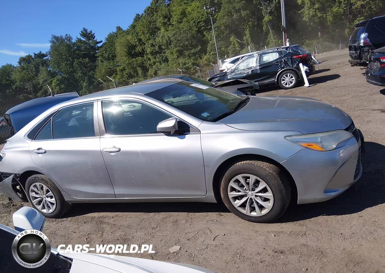 2017 Toyota Camry Le VIN:4T1BF1FK3HU312318 - 14