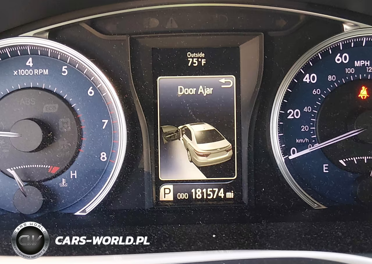 2017 Toyota Camry Le VIN:4T1BF1FK3HU312318 - 16