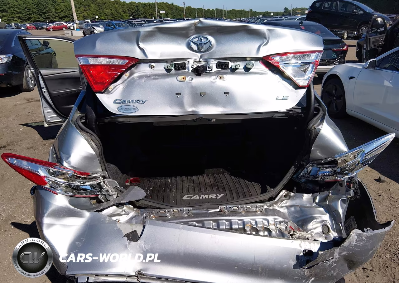 2017 Toyota Camry Le VIN:4T1BF1FK3HU312318 - 6