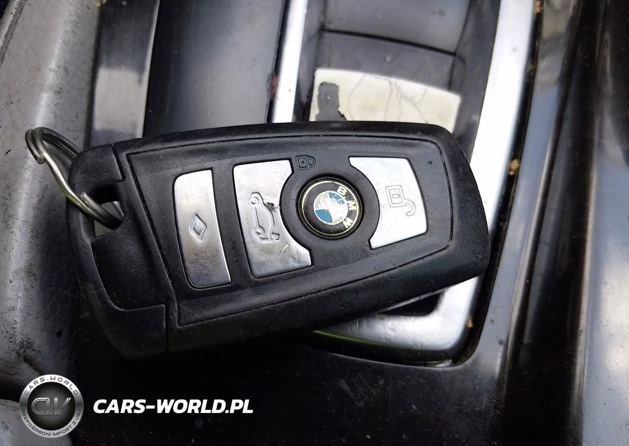 2011 BMW 528I VIN:WBAFR1C55BC737268 - 11