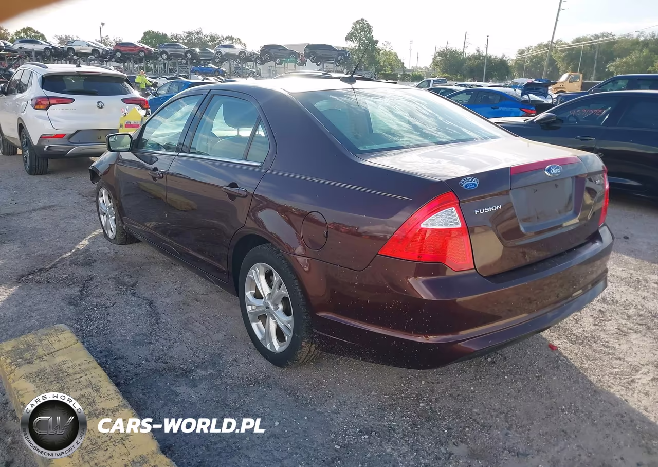 2012 Ford Fusion Se VIN:3FAHP0HA8CR167647 - 3