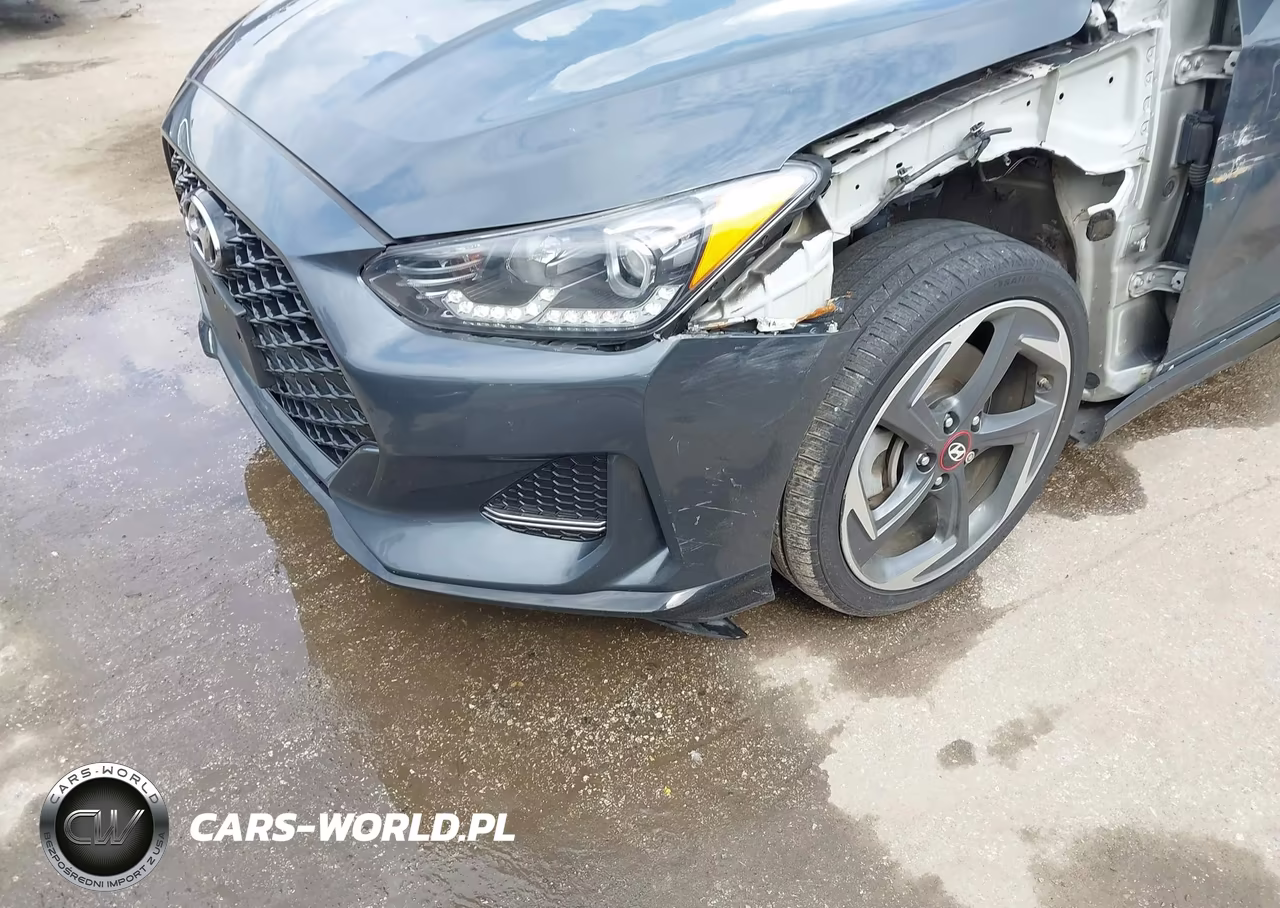 2020 Hyundai Veloster Turbo VIN:KMHTH6AB9LU021270 - 17