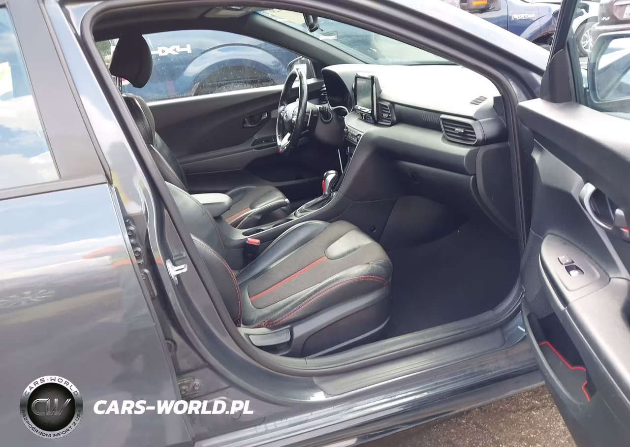 2020 Hyundai Veloster Turbo VIN:KMHTH6AB9LU021270 - 5