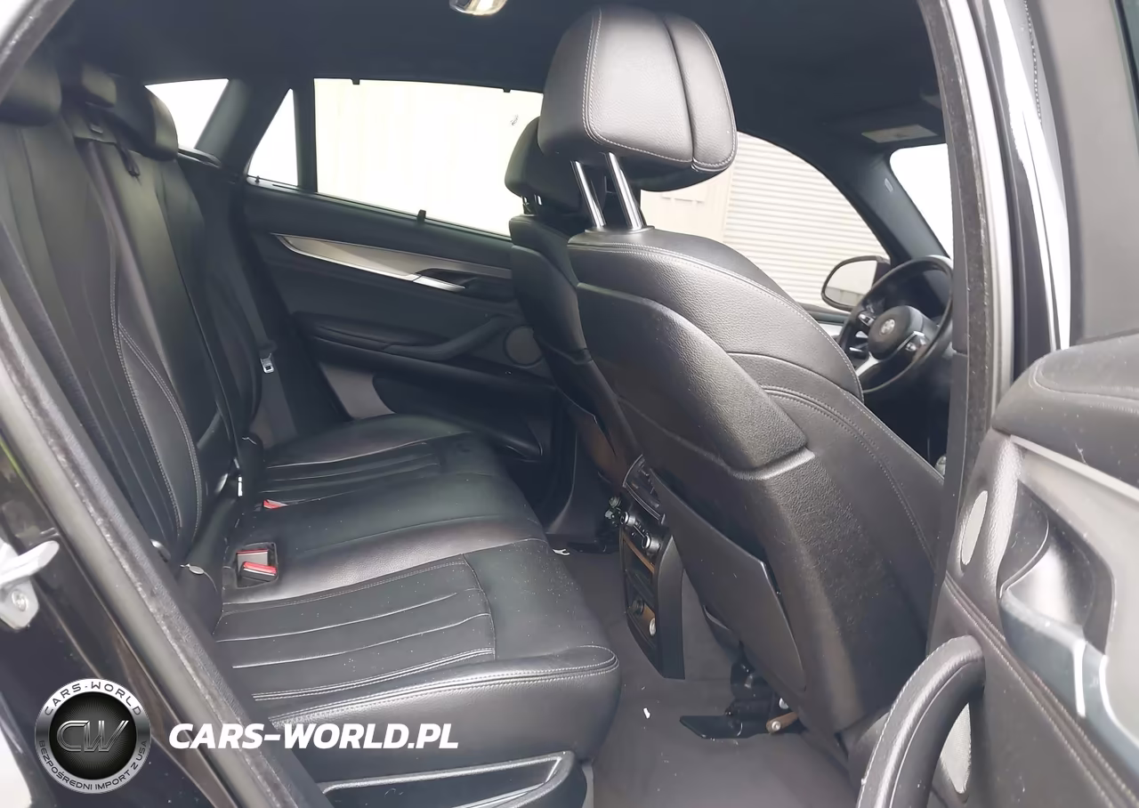 2018 BMW X6 xDrive50I VIN:5UXKU6C58J0Z66538 - 8