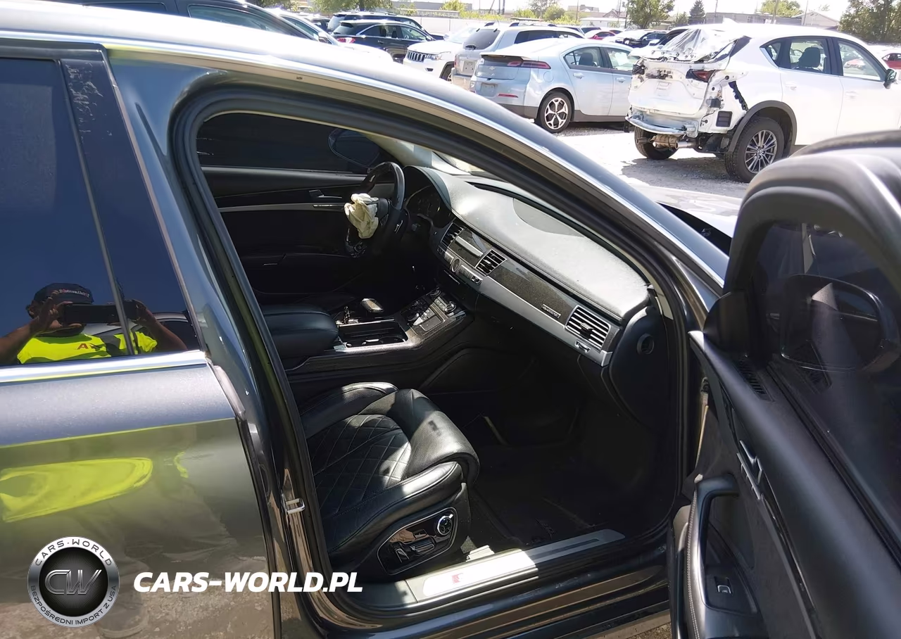 2013 Audi S8 4.0T VIN:WAUD2AFDXDN009029 - 5