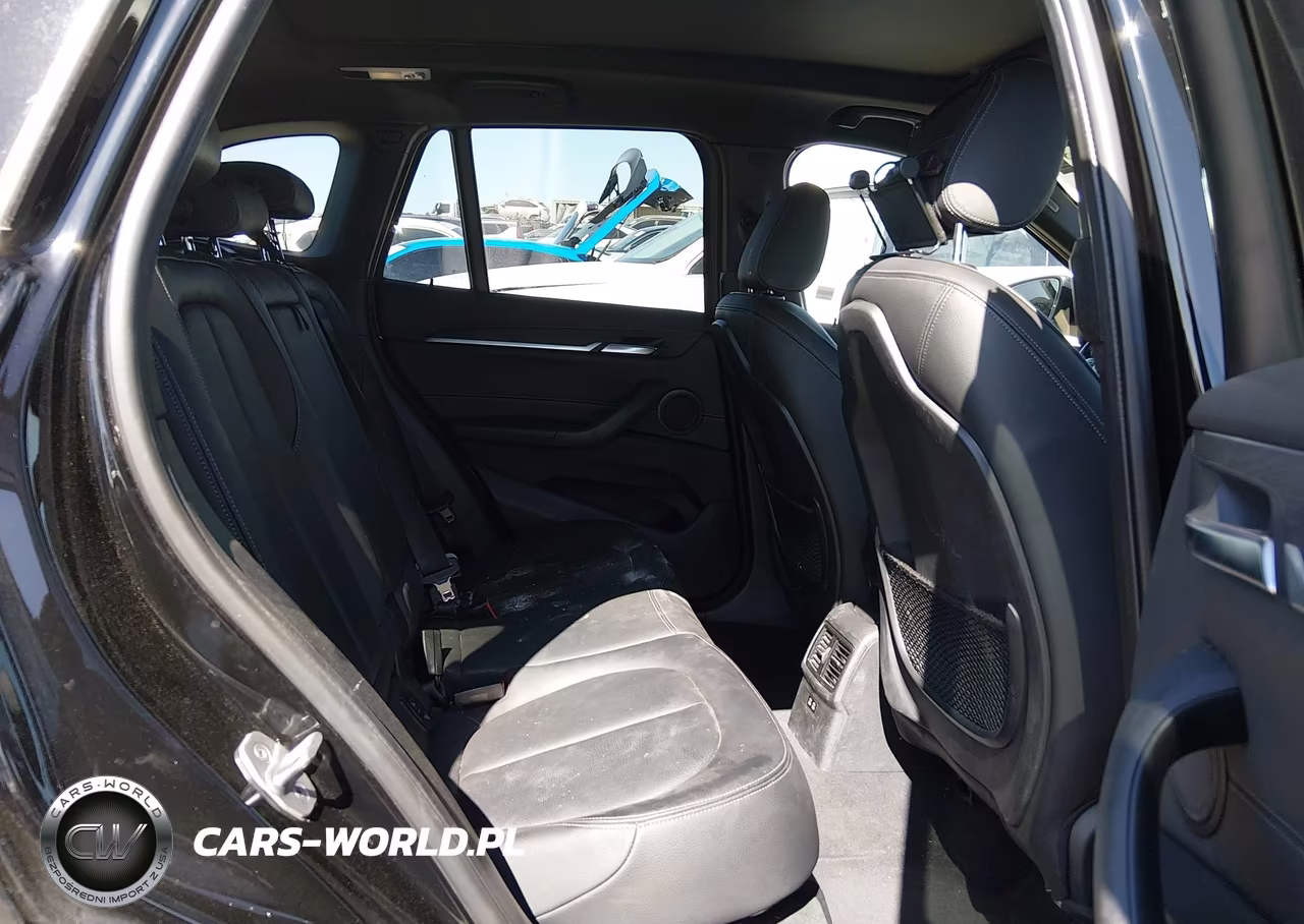 2019 BMW X1 Sdrive28I VIN:WBXHU7C5XK5L11077 - 8