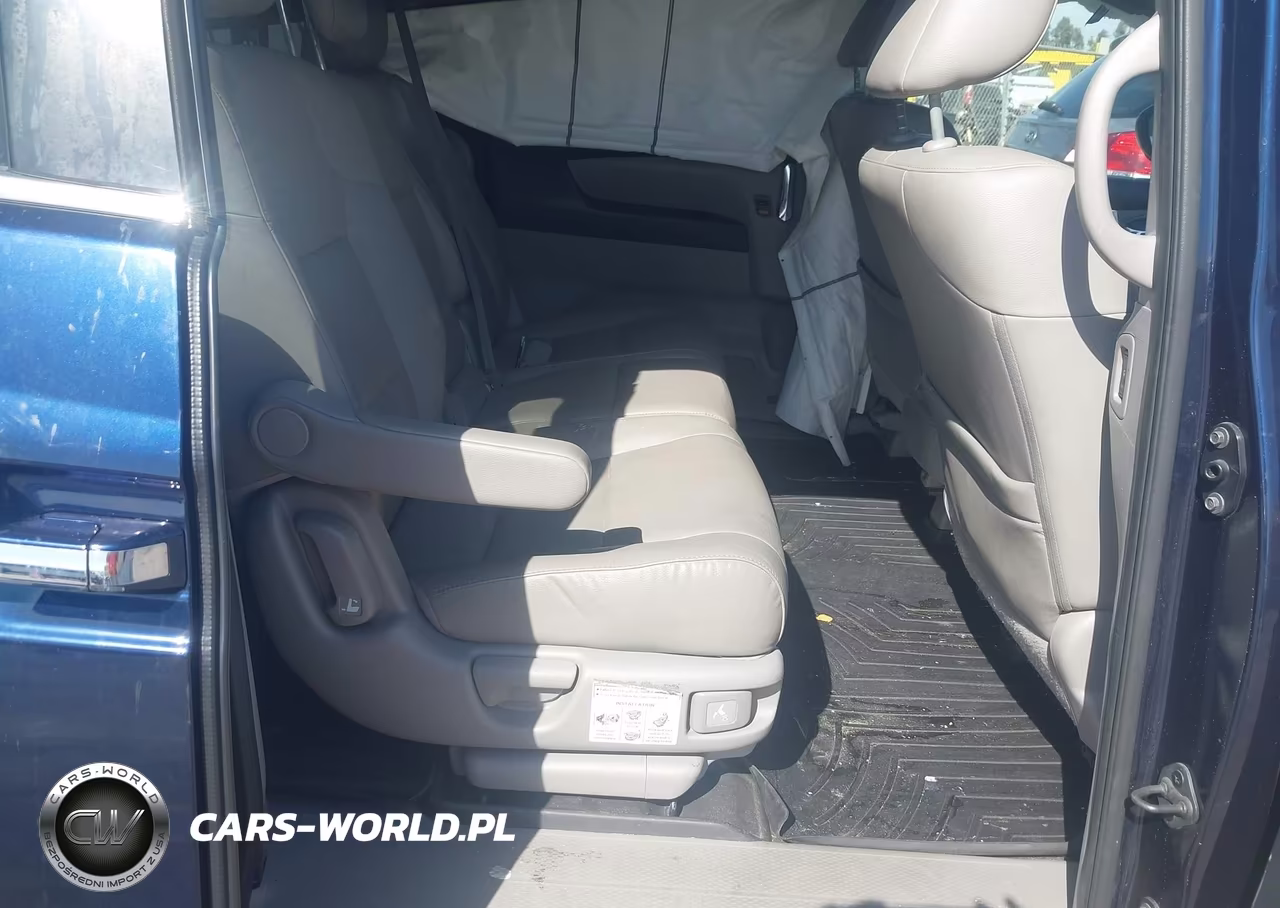 2017 Honda Odyssey Ex-L VIN:5FNRL5H6XHB016823 - 8