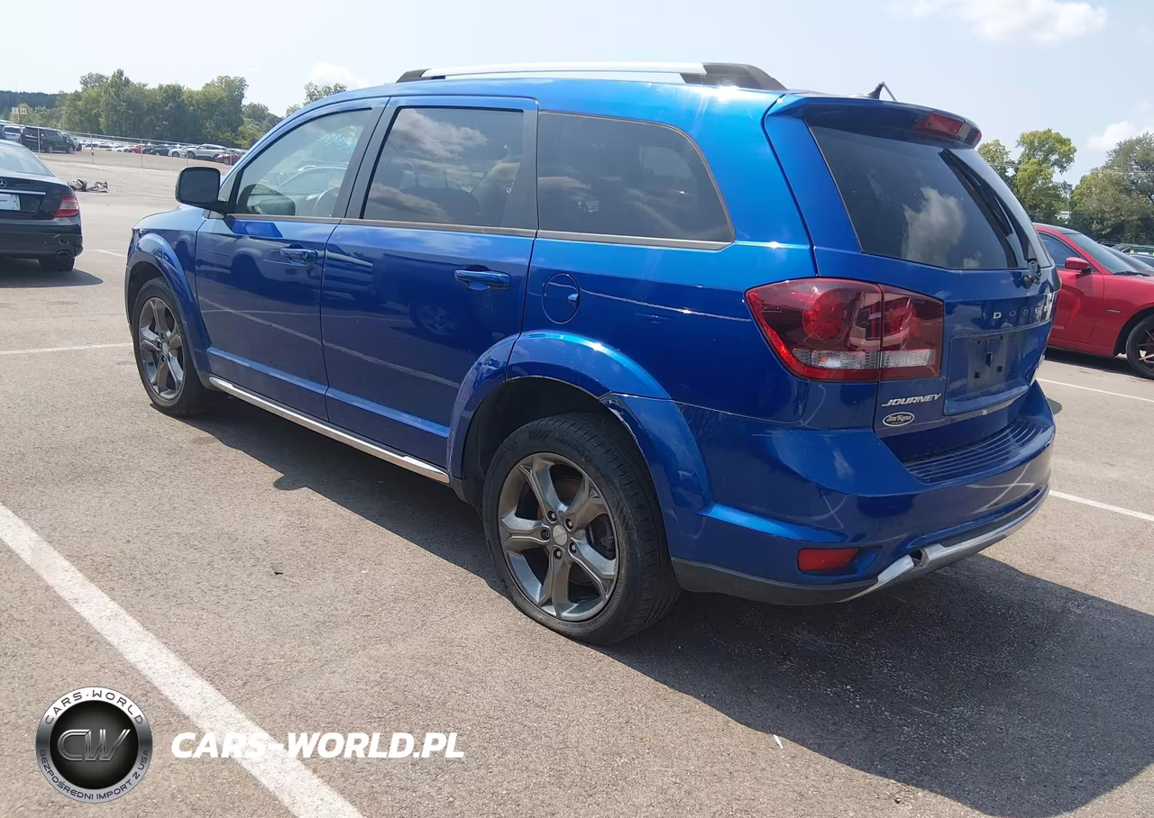 2015 Dodge Journey Crossroad VIN:3C4PDCGB5FT682445 - 3