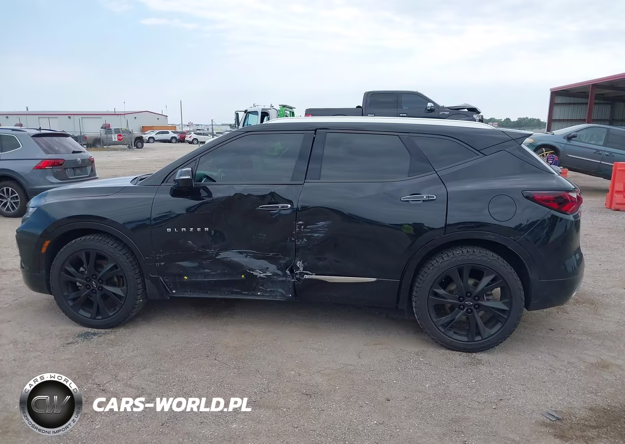 2019 Chevrolet Blazer Premier VIN:3GNKBFRS9KS607561 - 14