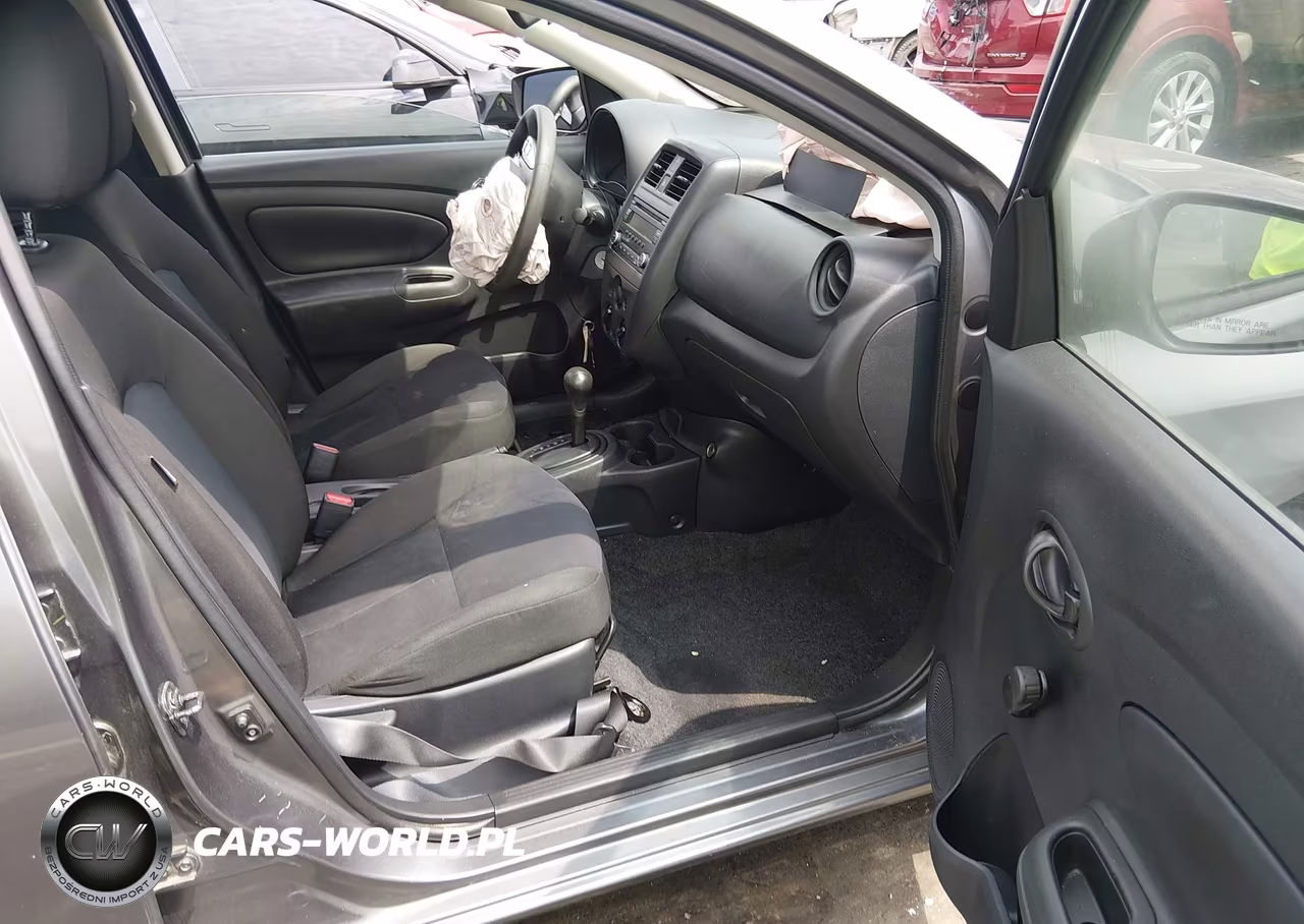 2018 Nissan Versa 1.6 S+ VIN:3N1CN7AP6JL834641 - 5