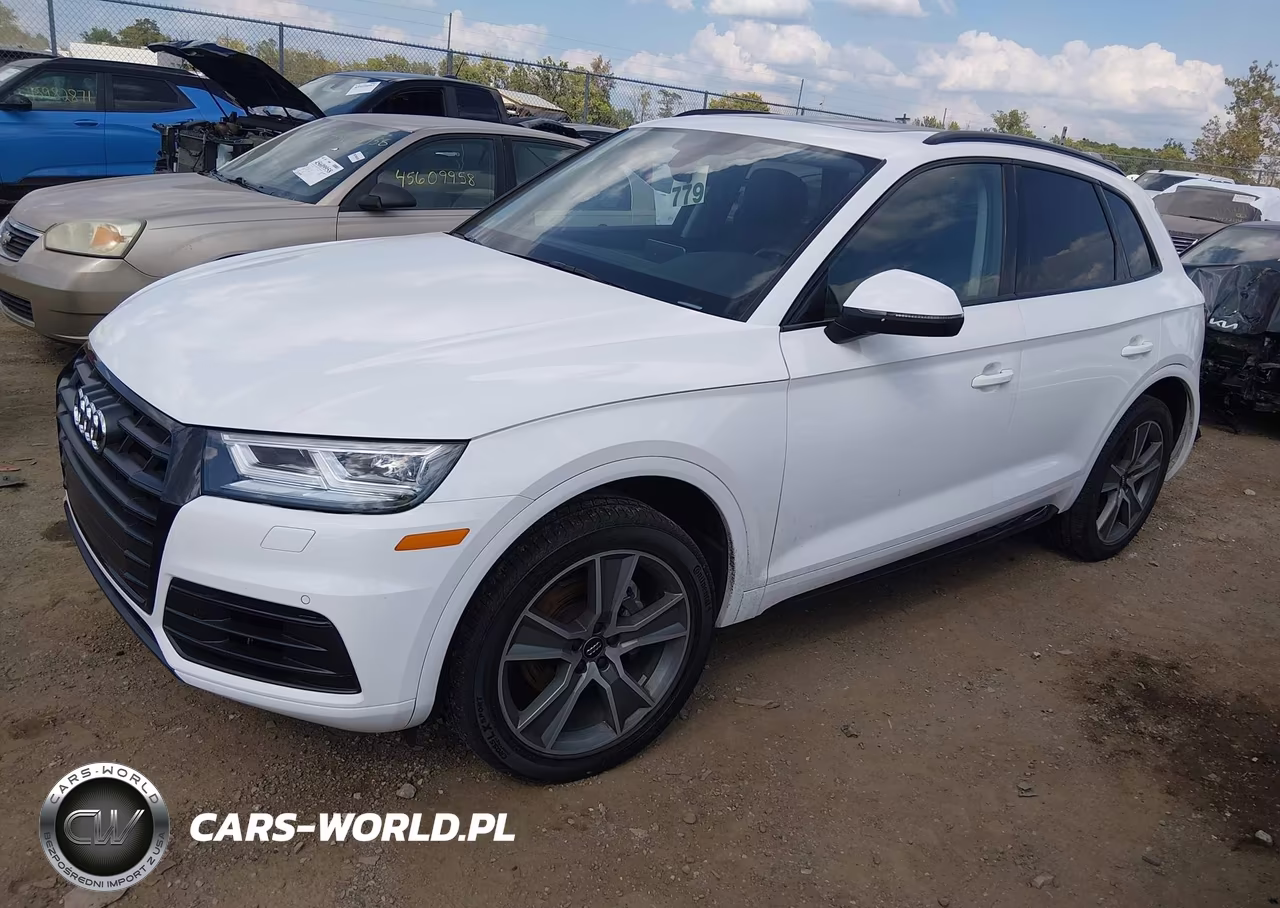 2019 Audi Q5 45 Premium VIN:WA1BNAFY9K2083717 - 2