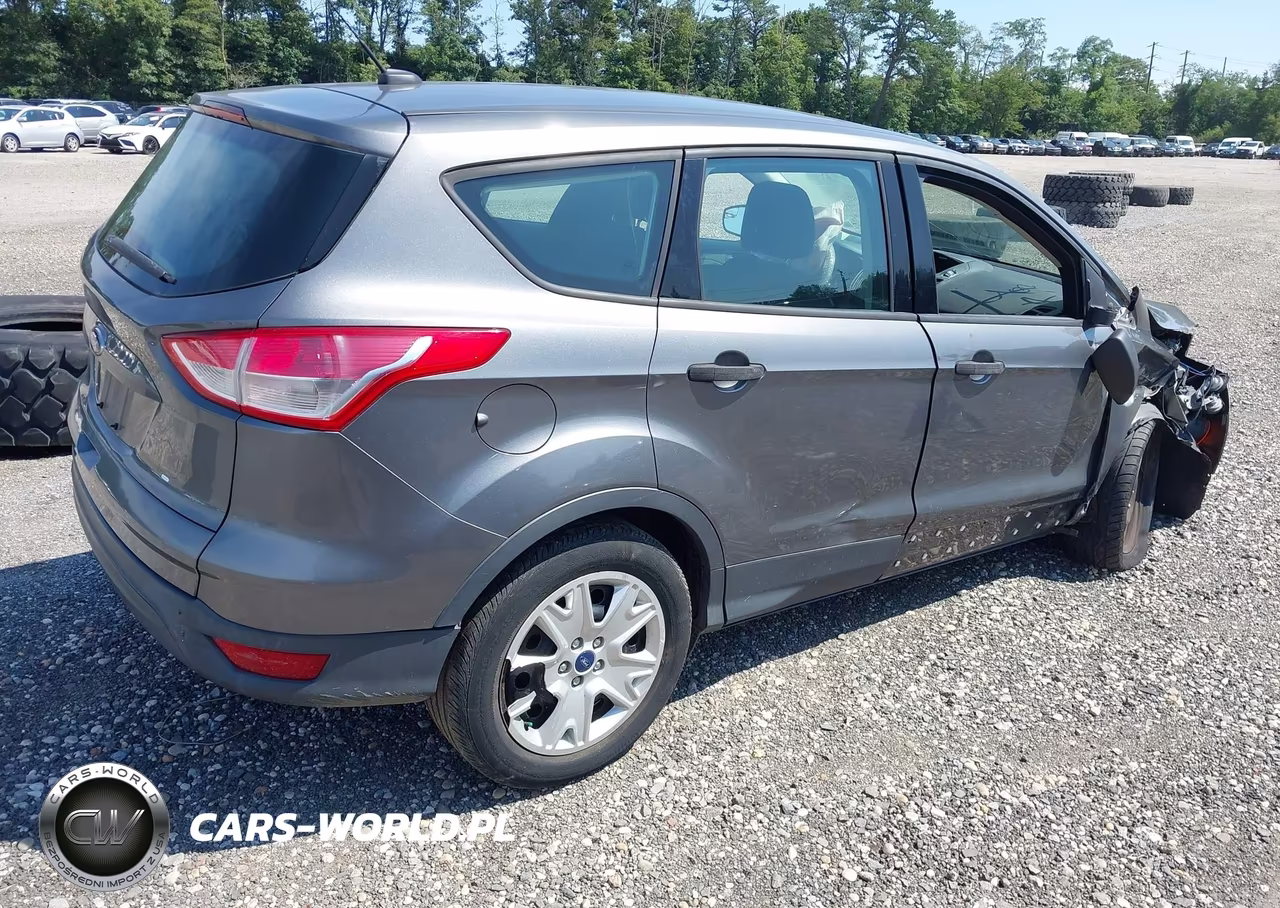 2014 Ford Escape S VIN:1FMCU0F7XEUB04240 - 4