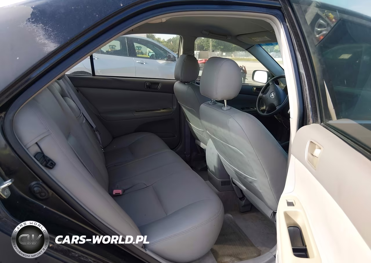 2002 Toyota Camry Le VIN:4T1BE32KX2U614510 - 8