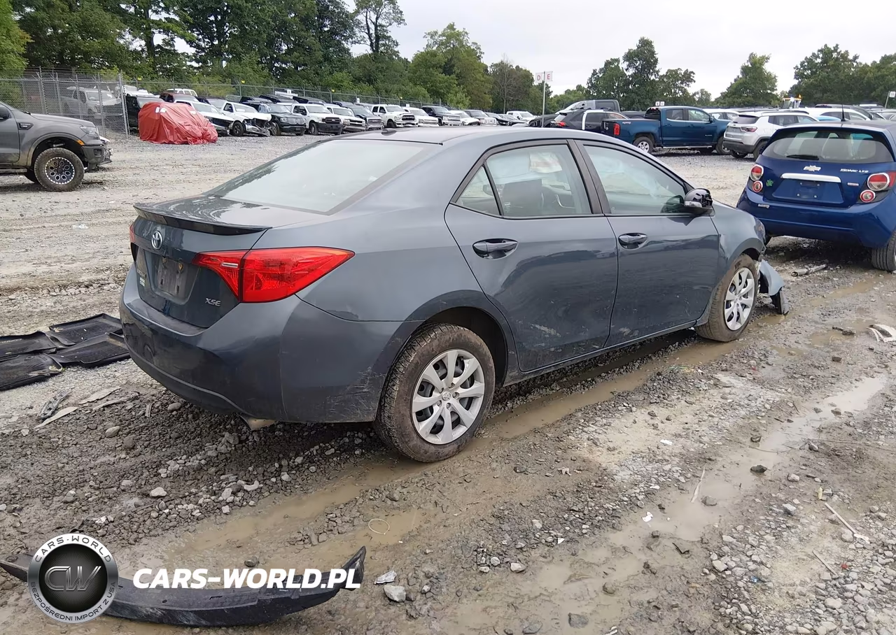 2017 Toyota Corolla Xse VIN:2T1BURHE4HC794553 - 4