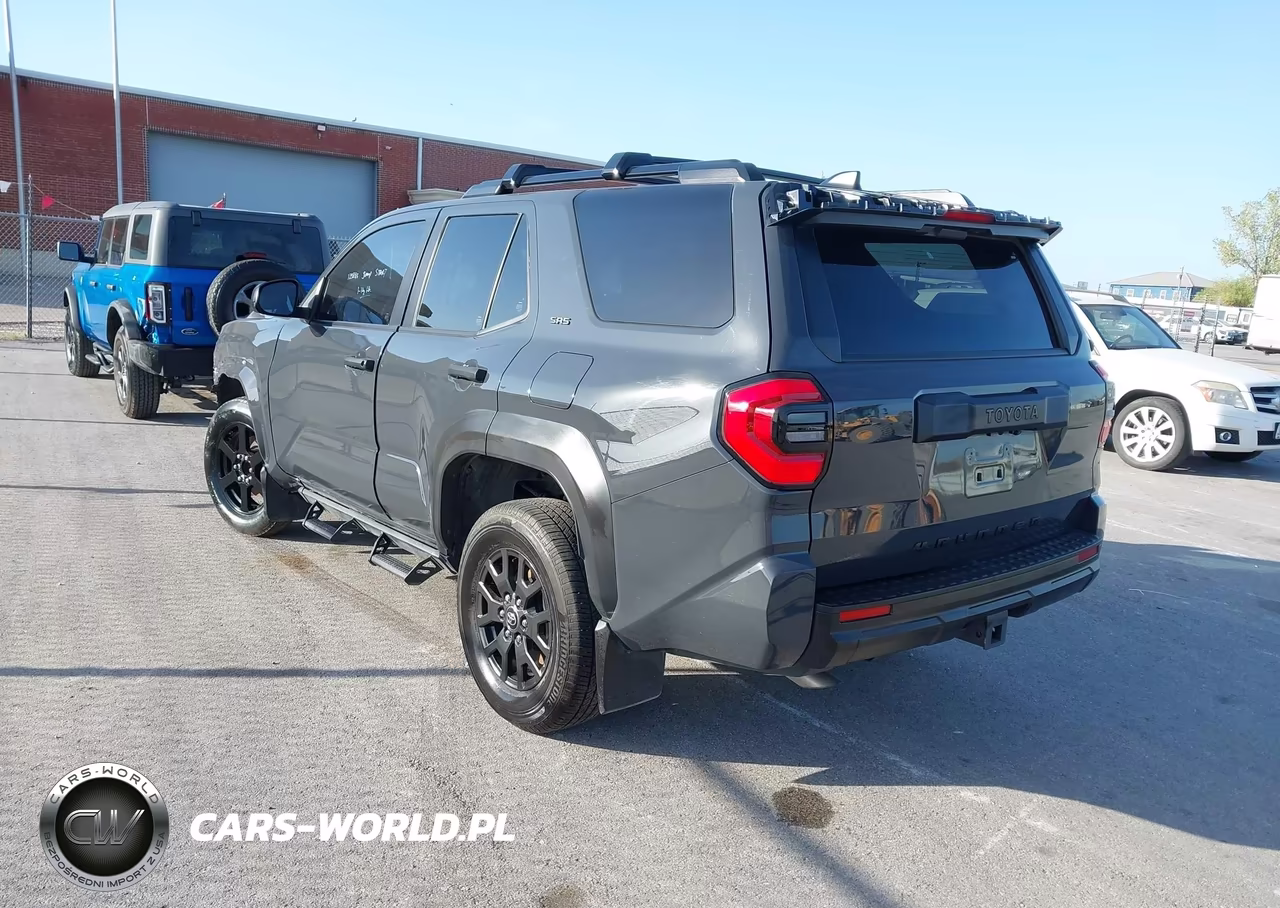 2025 Toyota 4Runner Sr5 VIN:JTEVA5AR5S5000672 - 3