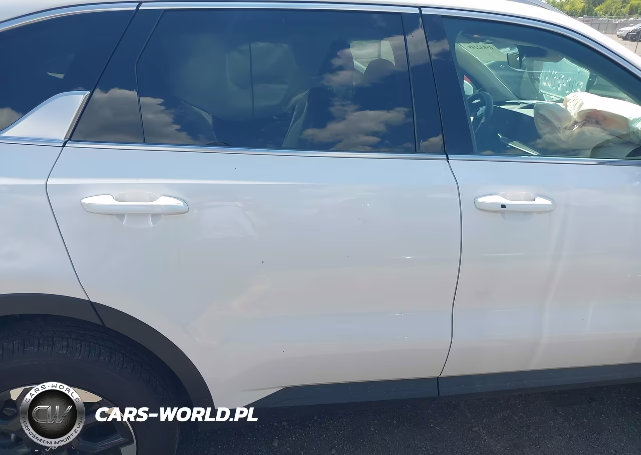 2026 Kia Sorento S VIN:5XYRLDJC4TG442552 - 14