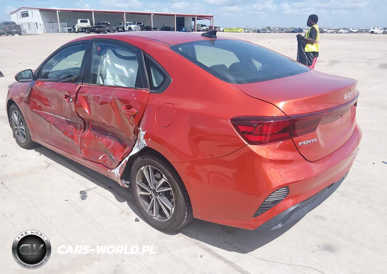 2023 KIA FORTE LX VIN:3KPF24AD2PE646588 - 3