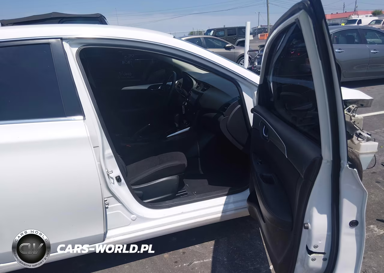 2019 Nissan Sentra S VIN:3N1AB7AP1KY216258 - 5