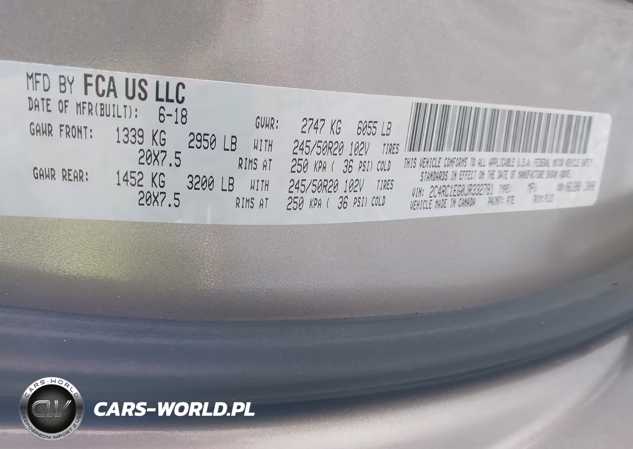 2018 Chrysler Pacifica Touring L Plus VIN:2C4RC1EG0JR332781 - 9