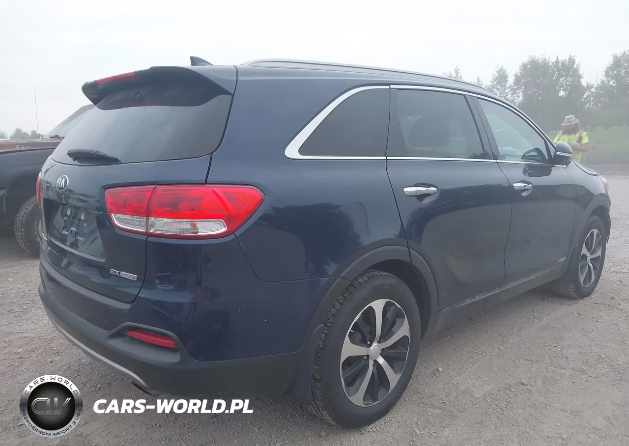 2018 Kia Sorento 2.0T Ex VIN:5XYPHDA12JG358198 - 4
