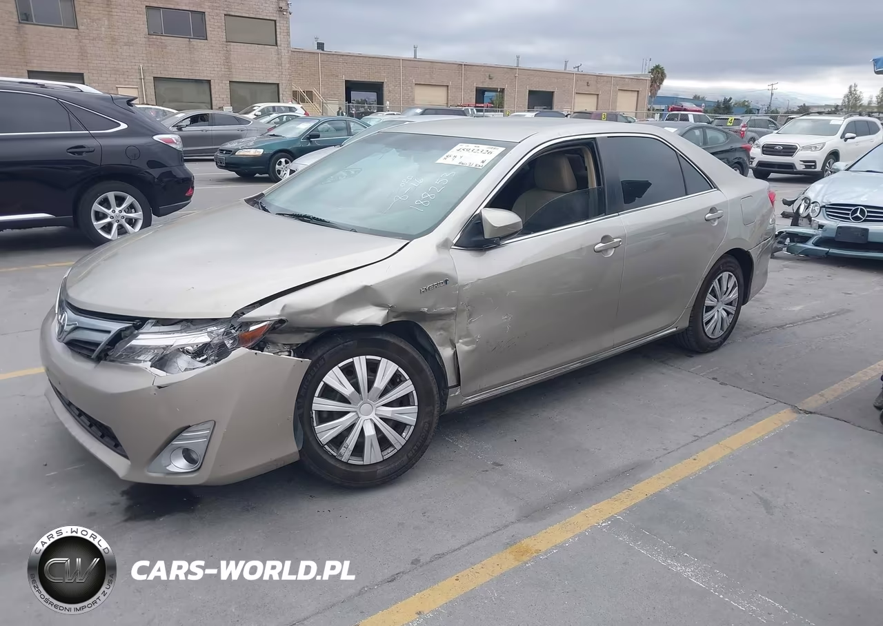 2014 Toyota Camry Hybrid Le VIN:4T1BD1FK0EU115124 - 2
