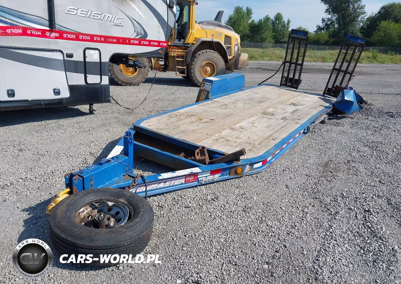 2018 Towmaster Trailers Unknown VIN:4KNBF2322JL161831 - 2