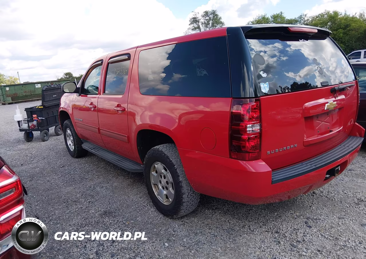 2013 Chevrolet Suburban Commercial VIN:1GNSK5E75DR224606 - 3