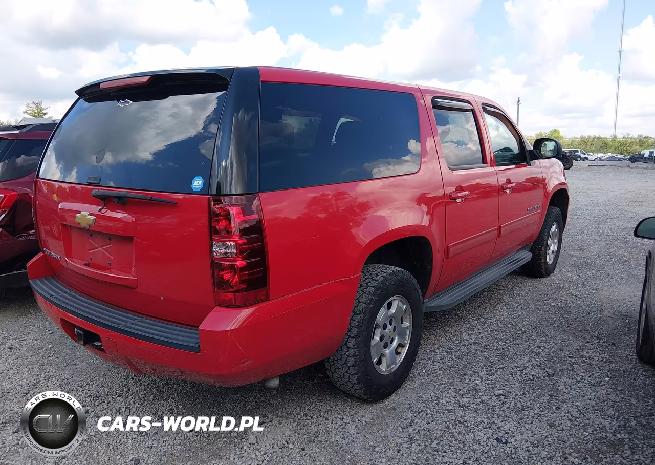 2013 Chevrolet Suburban Commercial VIN:1GNSK5E75DR224606 - 4
