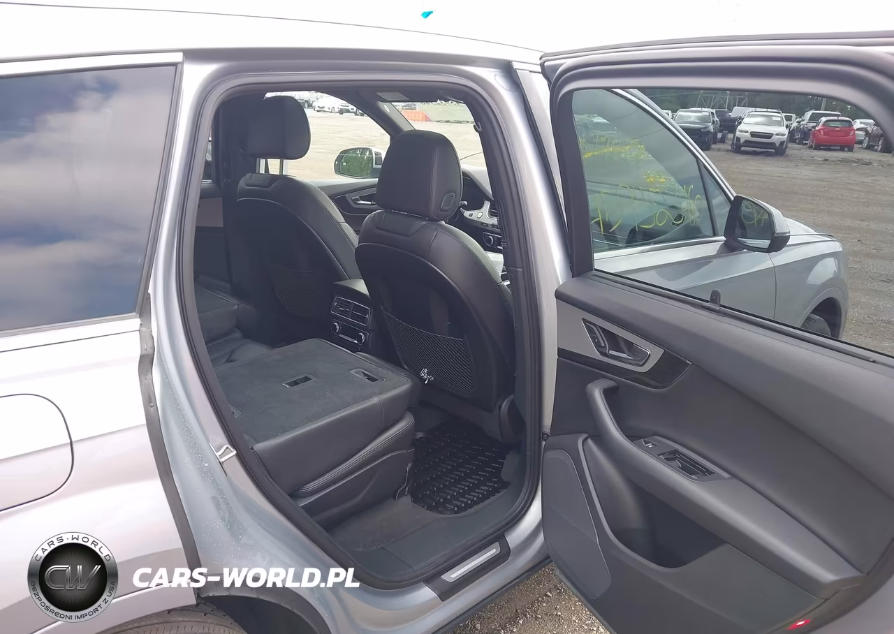 2017 Audi Q7 2.0T Premium VIN:WA1LHAF78HD047677 - 8