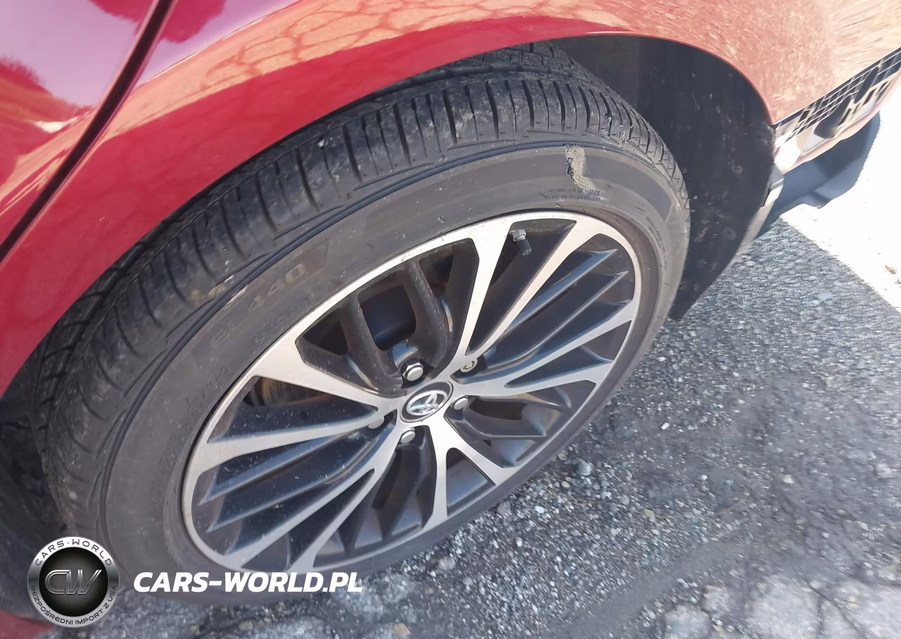 2018 Toyota Camry Se VIN:4T1B11HK1JU653170 - 12