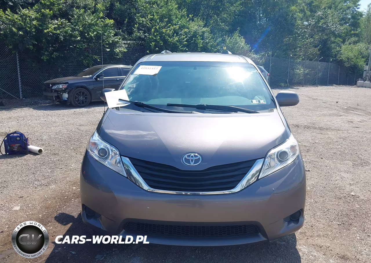 2011 Toyota Sienna Le V6 VIN:5TDKK3DC8BS085419 - 6