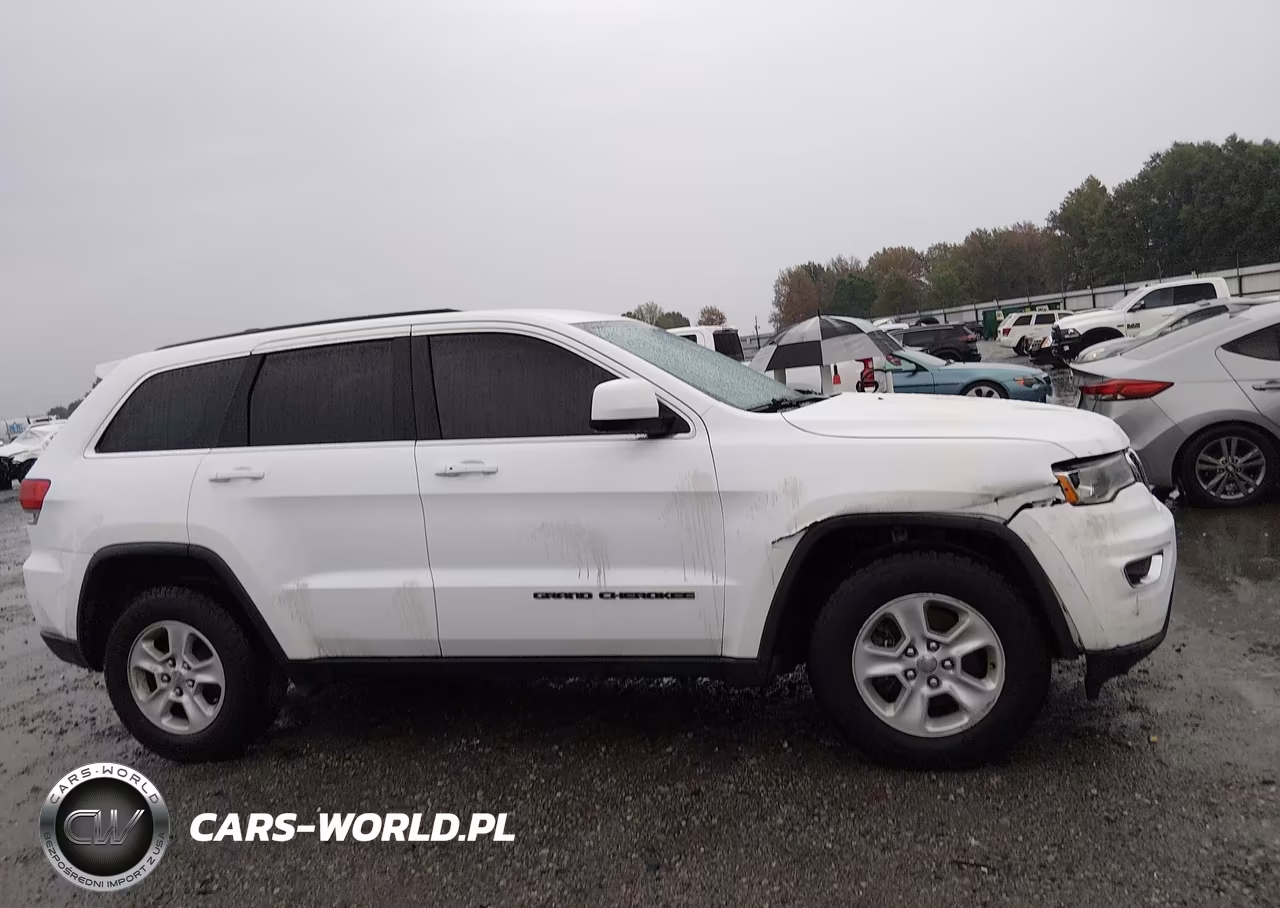 2017 Jeep Grand Cherokee Laredo VIN:1C4RJFAG0HC735171 - 13