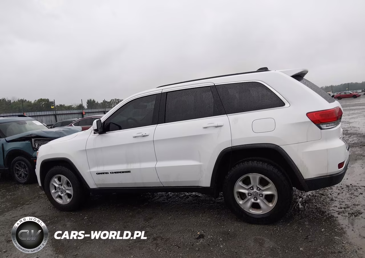 2017 Jeep Grand Cherokee Laredo VIN:1C4RJFAG0HC735171 - 14