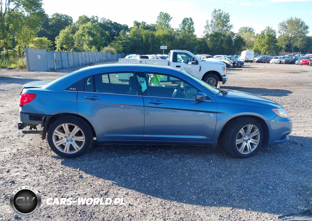 2011 Chrysler 200 Touring VIN:1C3BC1FB4BN612808 - 13